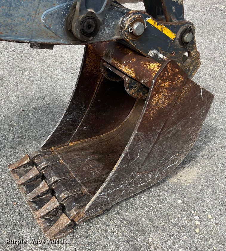 image for item EJ2851 2011 John Deere  310SJ backhoe