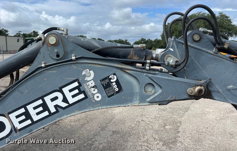 image for item EJ2851 2011 John Deere  310SJ backhoe