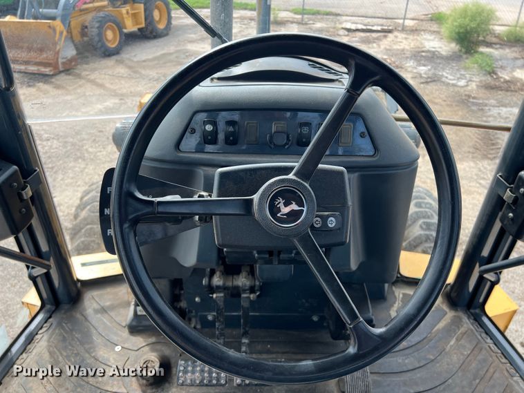 image for item EJ2851 2011 John Deere  310SJ backhoe