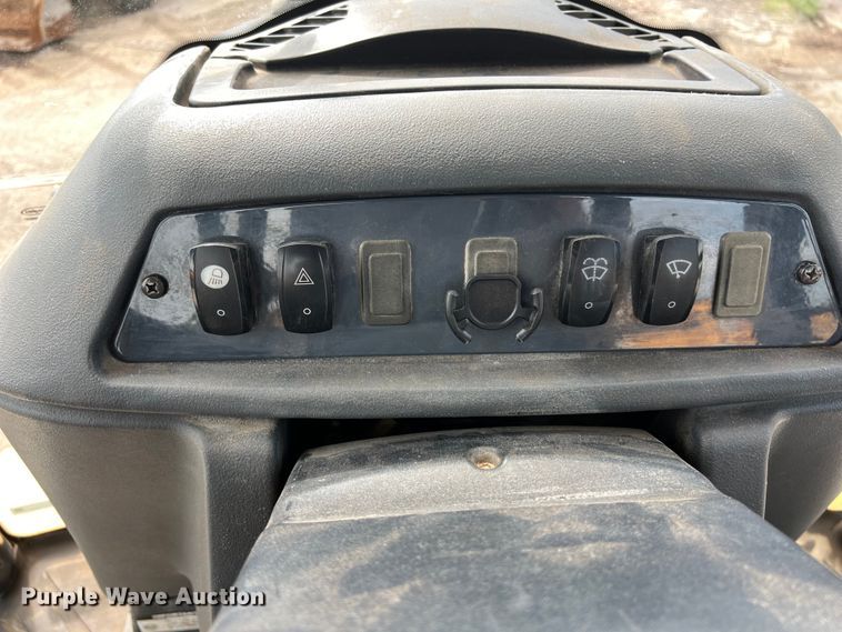 image for item EJ2851 2011 John Deere  310SJ backhoe