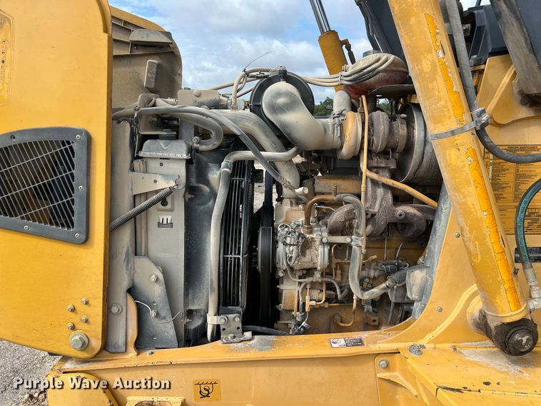 image for item EJ2851 2011 John Deere  310SJ backhoe