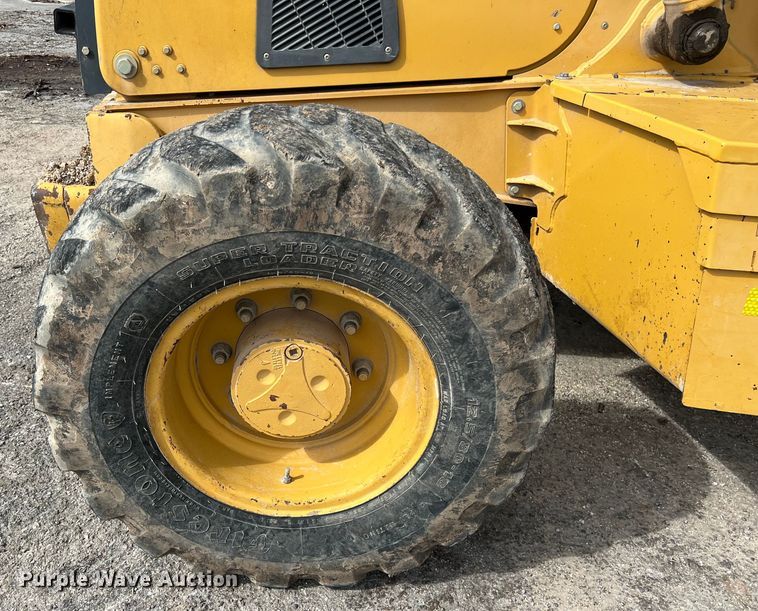 image for item EJ2851 2011 John Deere  310SJ backhoe