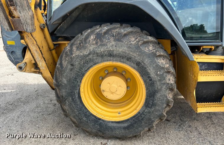 image for item EJ2851 2011 John Deere  310SJ backhoe