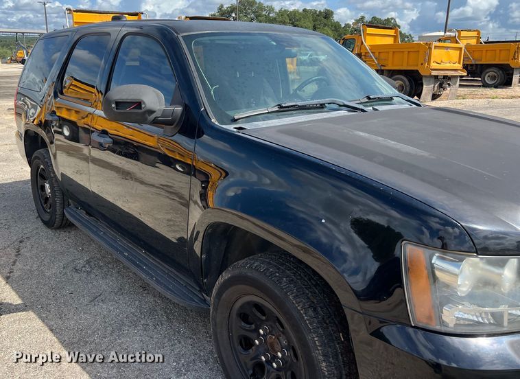 image for item EJ2852 2010 Chevrolet  Tahoe SUV