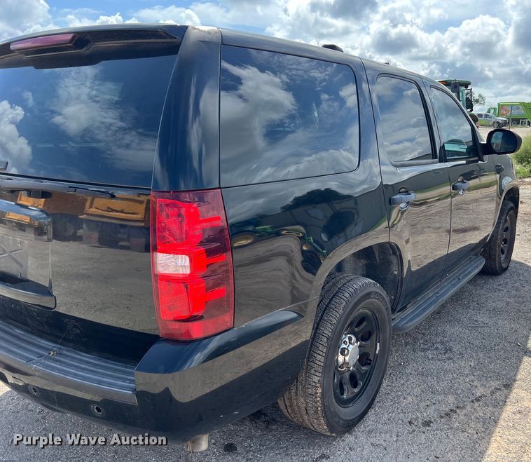 image for item EJ2852 2010 Chevrolet  Tahoe SUV