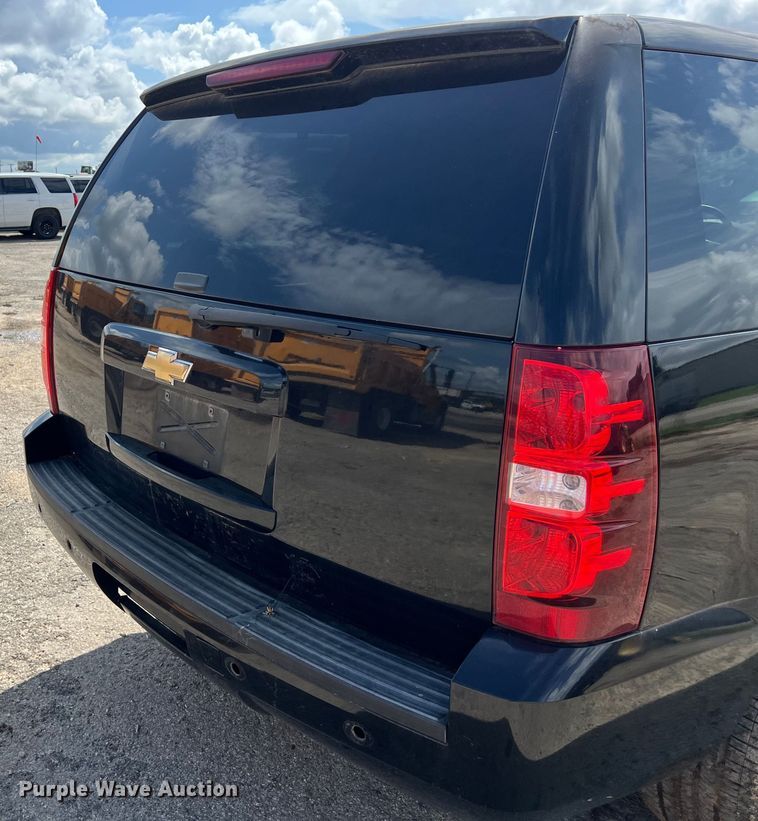 image for item EJ2852 2010 Chevrolet  Tahoe SUV