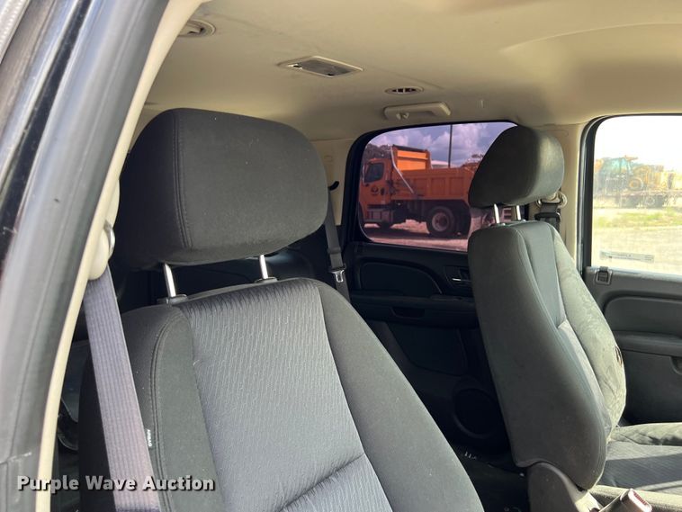 image for item EJ2852 2010 Chevrolet  Tahoe SUV