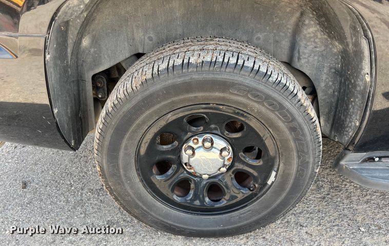 image for item EJ2852 2010 Chevrolet  Tahoe SUV