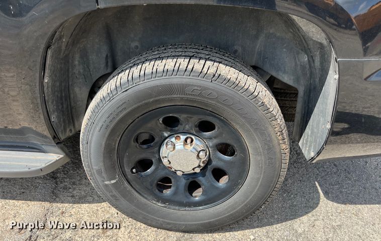 image for item EJ2852 2010 Chevrolet  Tahoe SUV