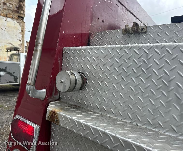 image for item EJ4436 1977 American LaFrance  pumper fire truck