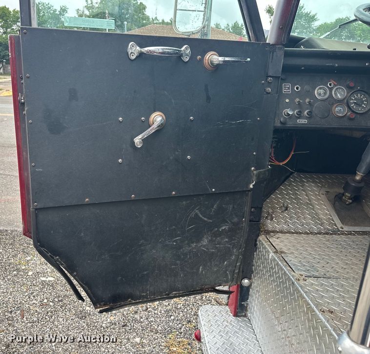 image for item EJ4436 1977 American LaFrance  pumper fire truck