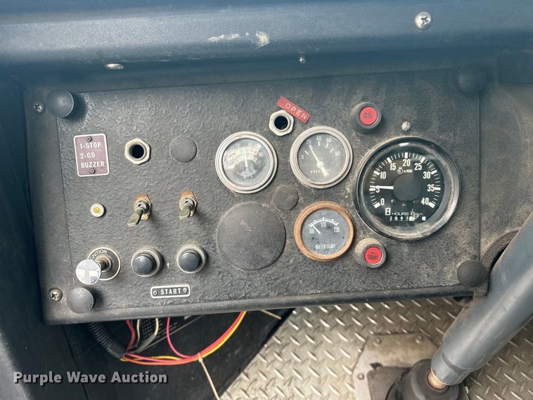 image for item EJ4436 1977 American LaFrance  pumper fire truck