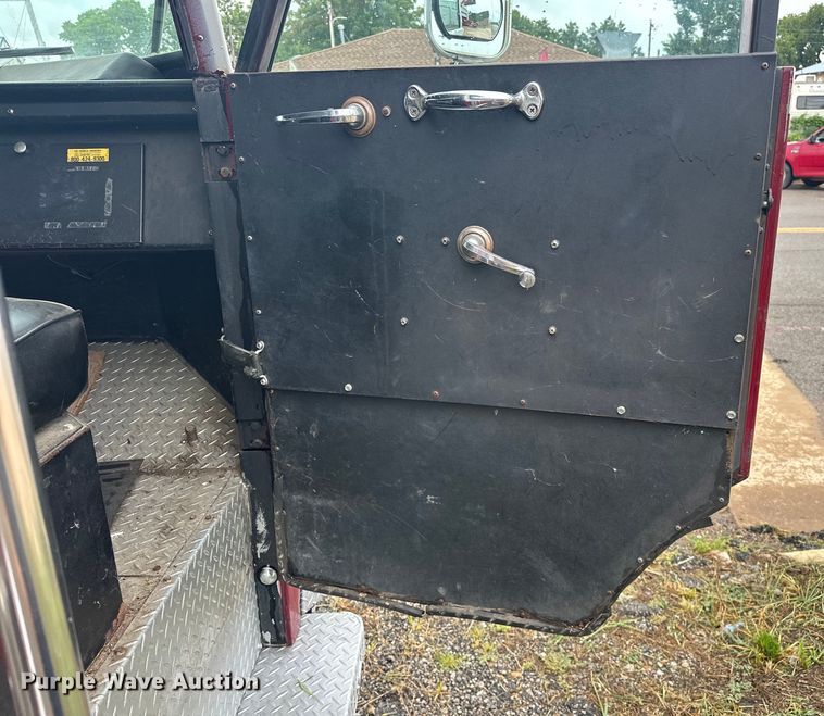 image for item EJ4436 1977 American LaFrance  pumper fire truck