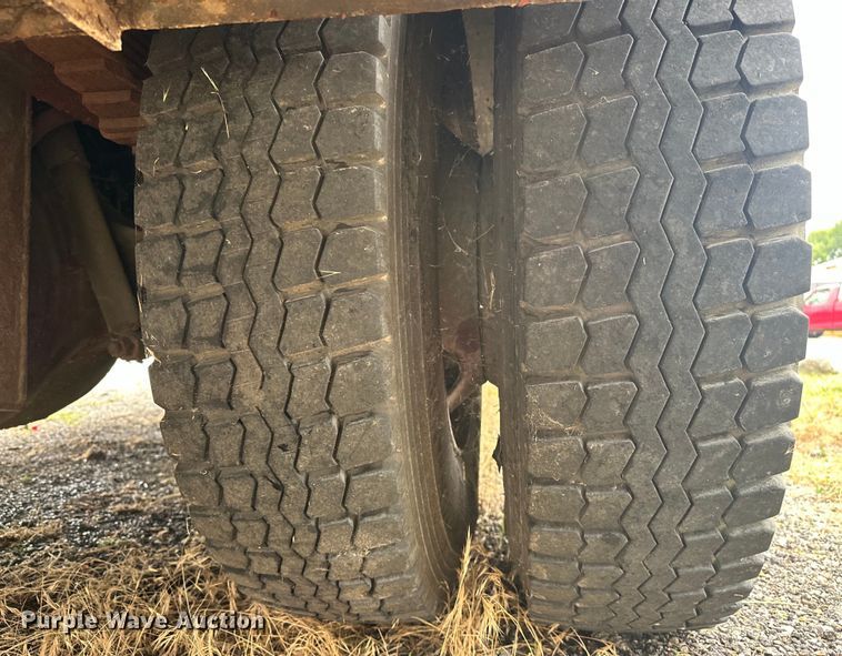 image for item EJ4436 1977 American LaFrance  pumper fire truck