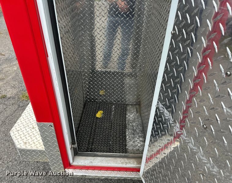 image for item EJ4452 2004 Freightliner  Business Class M2 ambulance