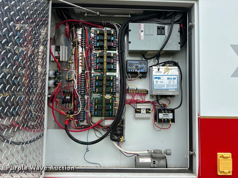 image for item EJ4452 2004 Freightliner  Business Class M2 ambulance