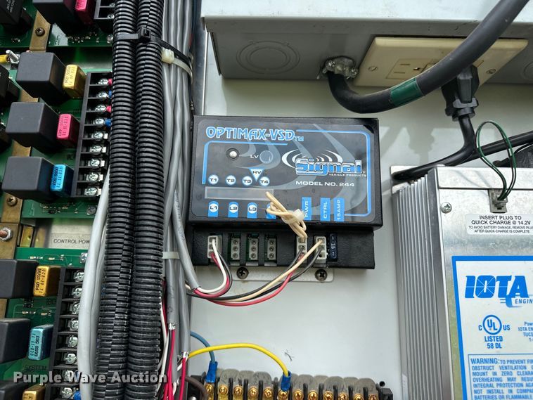 image for item EJ4452 2004 Freightliner  Business Class M2 ambulance