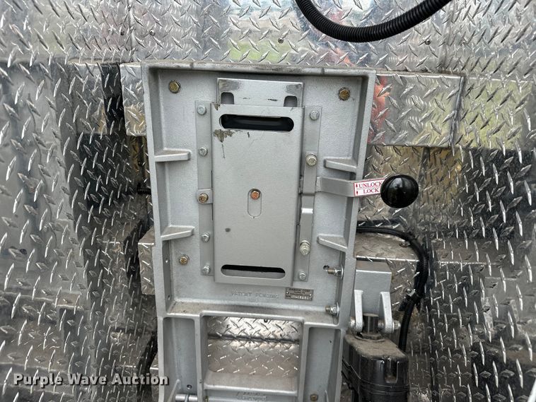 image for item EJ4452 2004 Freightliner  Business Class M2 ambulance