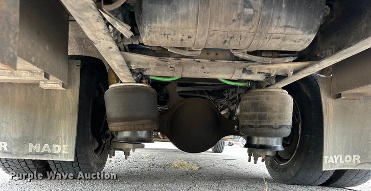 image for item EJ4452 2004 Freightliner  Business Class M2 ambulance