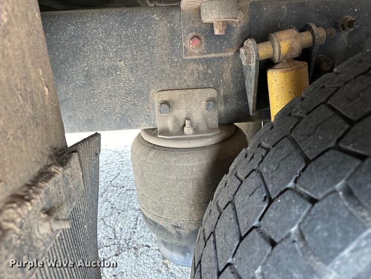 image for item EJ4452 2004 Freightliner  Business Class M2 ambulance