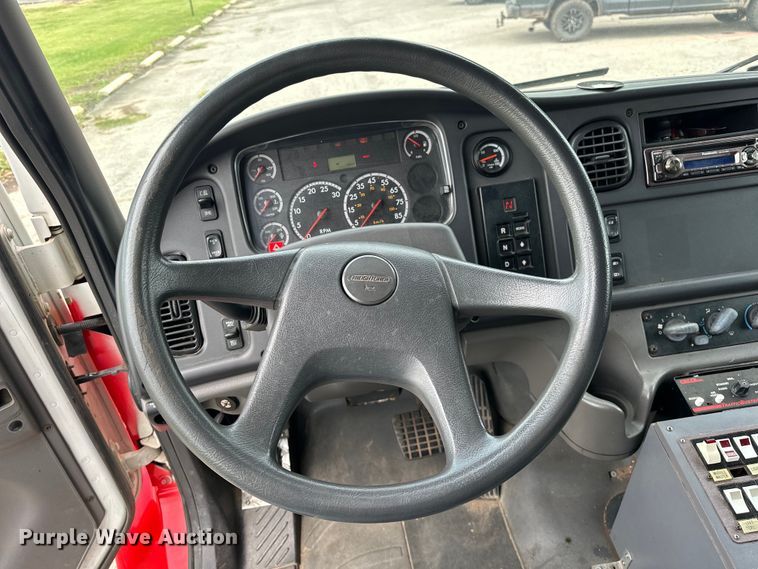 image for item EJ4452 2004 Freightliner  Business Class M2 ambulance