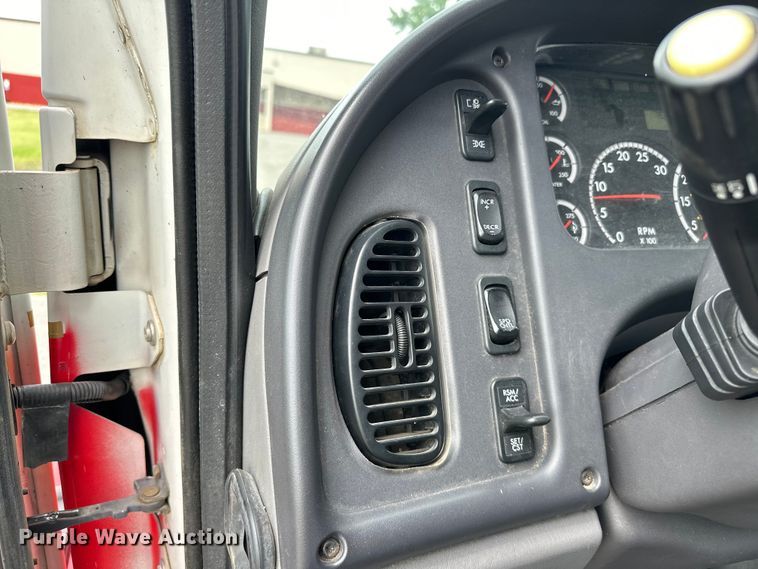 image for item EJ4452 2004 Freightliner  Business Class M2 ambulance