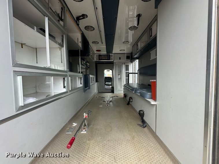 image for item EJ4452 2004 Freightliner  Business Class M2 ambulance