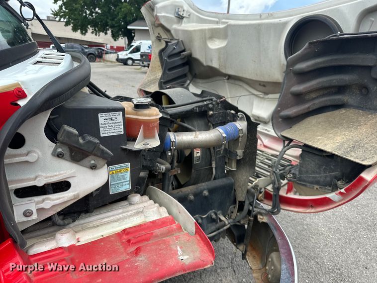 image for item EJ4452 2004 Freightliner  Business Class M2 ambulance