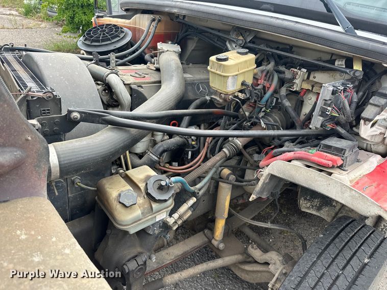 image for item EJ4452 2004 Freightliner  Business Class M2 ambulance