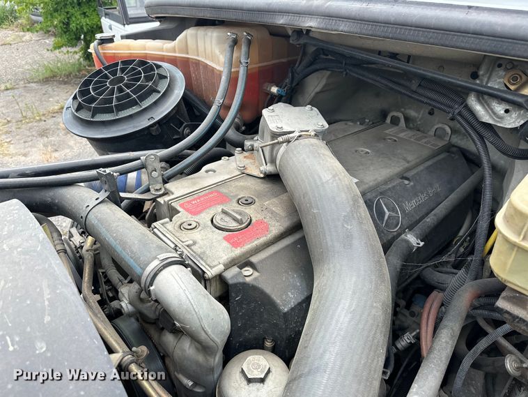 image for item EJ4452 2004 Freightliner  Business Class M2 ambulance