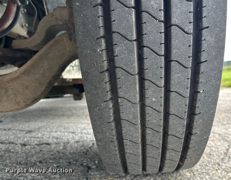 image for item EJ4452 2004 Freightliner  Business Class M2 ambulance