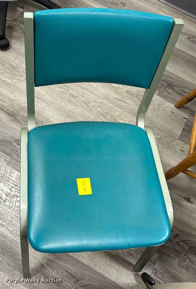 image for item EJ4462 Office furniture