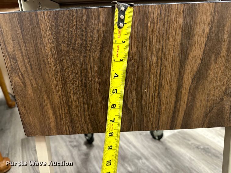 image for item EJ4462 Office furniture