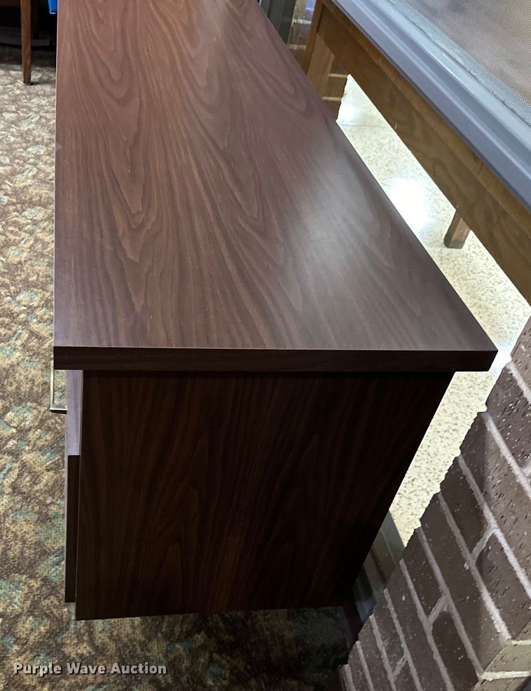 image for item EJ4463 Office furniture 