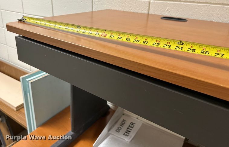 image for item EJ4463 Office furniture 