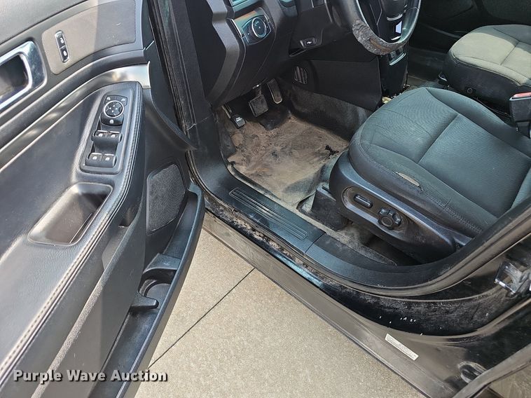 image for item EJ5766 2016 Ford  Explorer Police Interceptor SUV