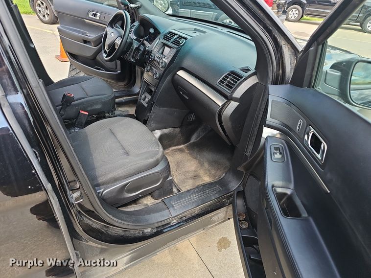 image for item EJ5766 2016 Ford  Explorer Police Interceptor SUV