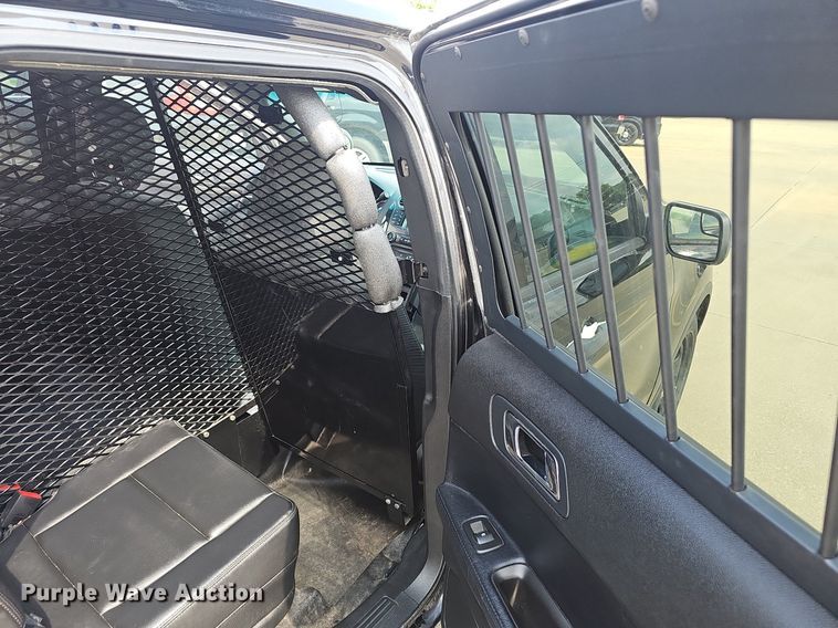 image for item EJ5766 2016 Ford  Explorer Police Interceptor SUV