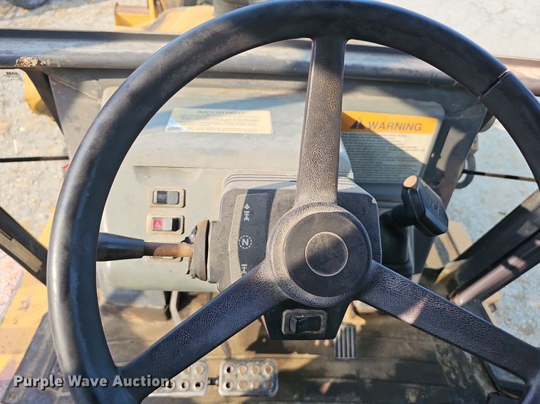 image for item EJ5778 1999 Case  580 Super L backhoe