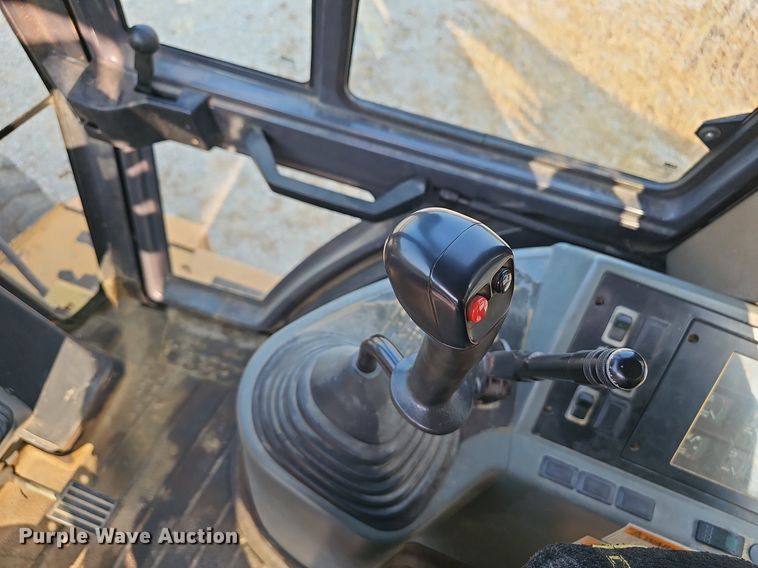 image for item EJ5778 1999 Case  580 Super L backhoe