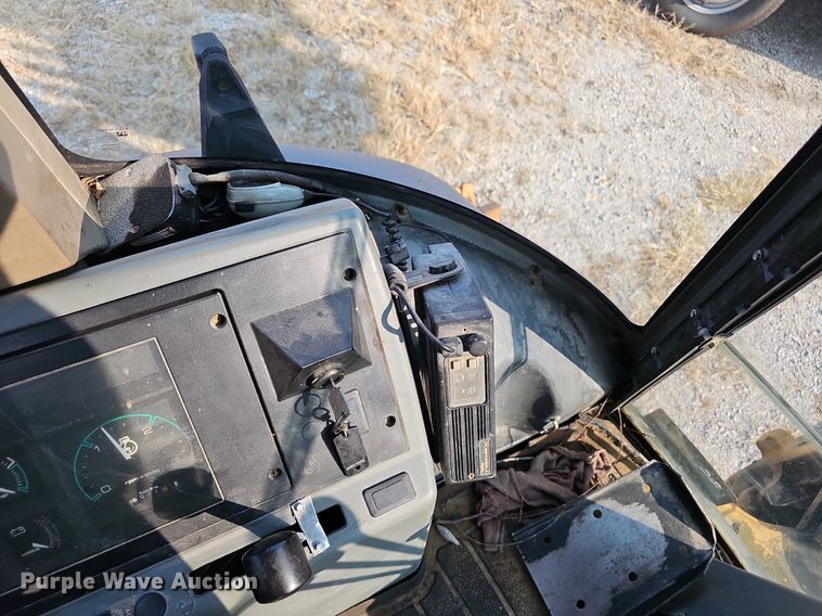 image for item EJ5778 1999 Case  580 Super L backhoe