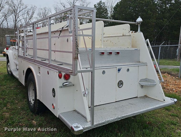 image for item EJ5781 1974 Ford F750 pumper fire truck