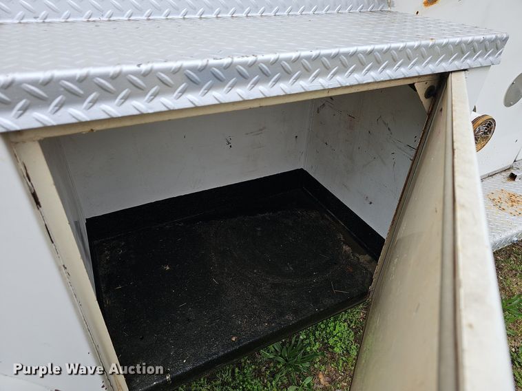 image for item EJ5781 1974 Ford F750 pumper fire truck