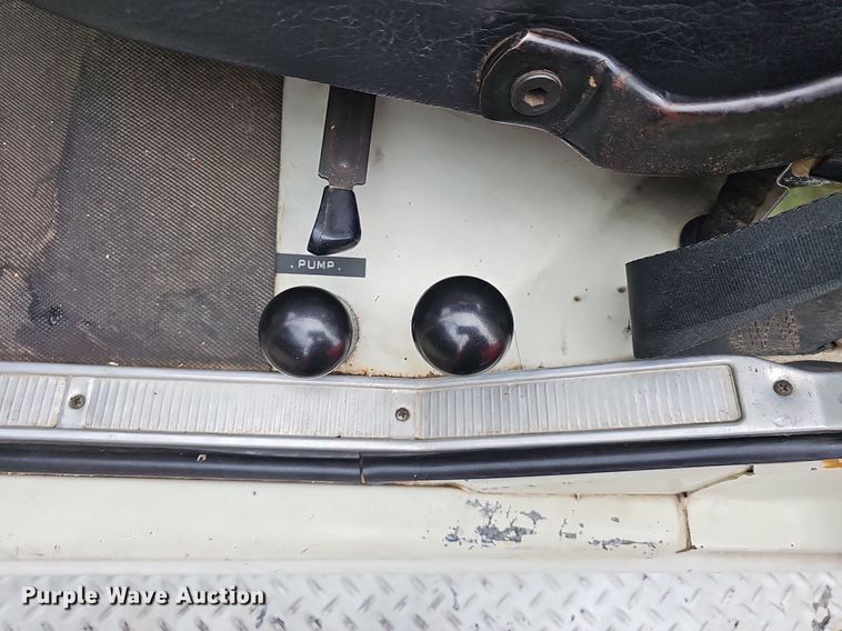 image for item EJ5781 1974 Ford F750 pumper fire truck