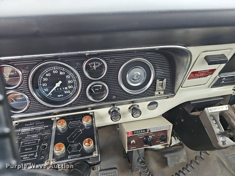 image for item EJ5781 1974 Ford F750 pumper fire truck