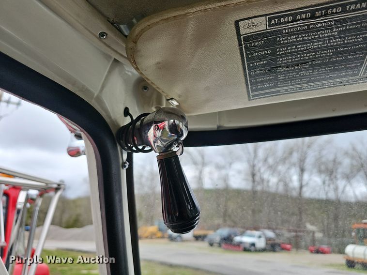 image for item EJ5781 1974 Ford F750 pumper fire truck