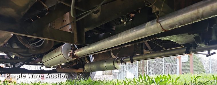 image for item EJ5781 1974 Ford F750 pumper fire truck