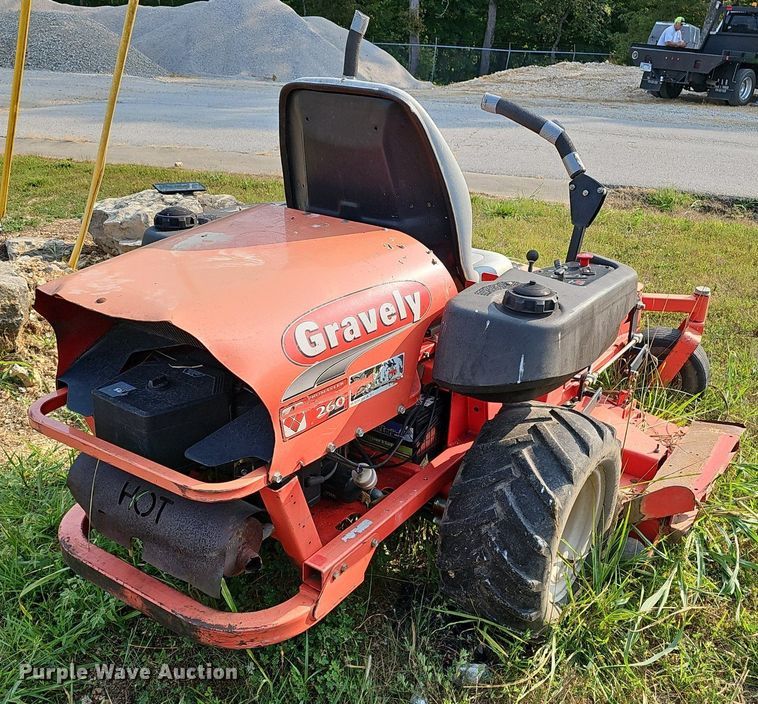 image for item EJ5782 Gravely 992020 ZTR lawn mower