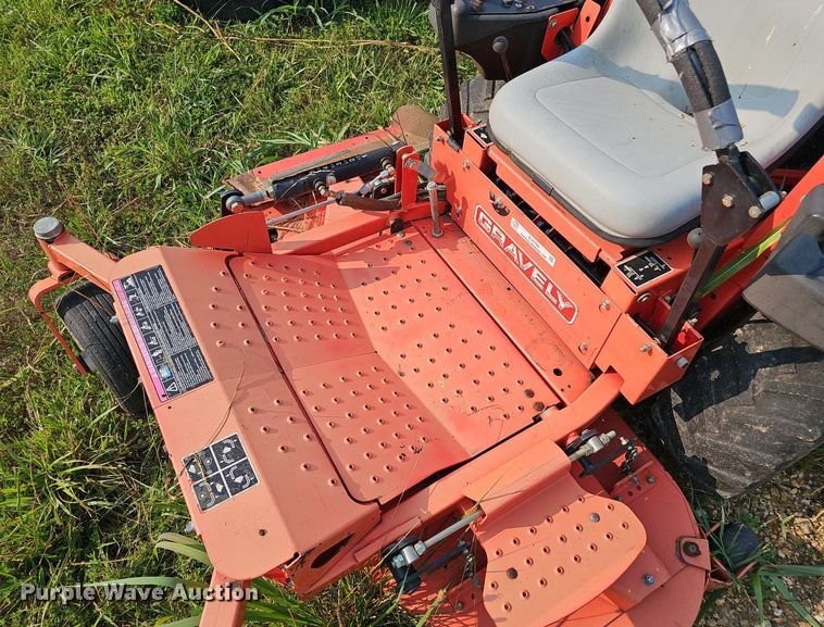 image for item EJ5782 Gravely 992020 ZTR lawn mower
