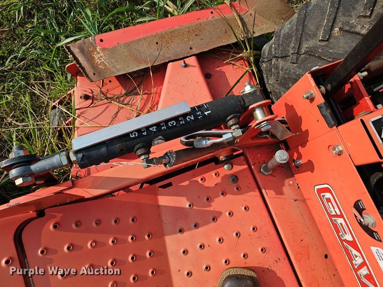 image for item EJ5782 Gravely 992020 ZTR lawn mower
